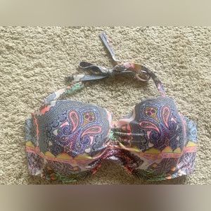 Victoria Secret Swim / Paisley Floral Bikini Top / 36DD / $15